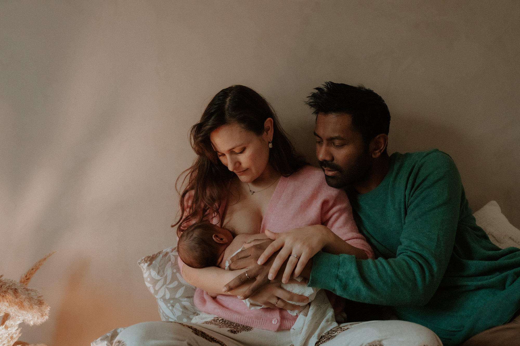 photographe nouveau-né et naissance proche d'Angoulême, à Civray au studio