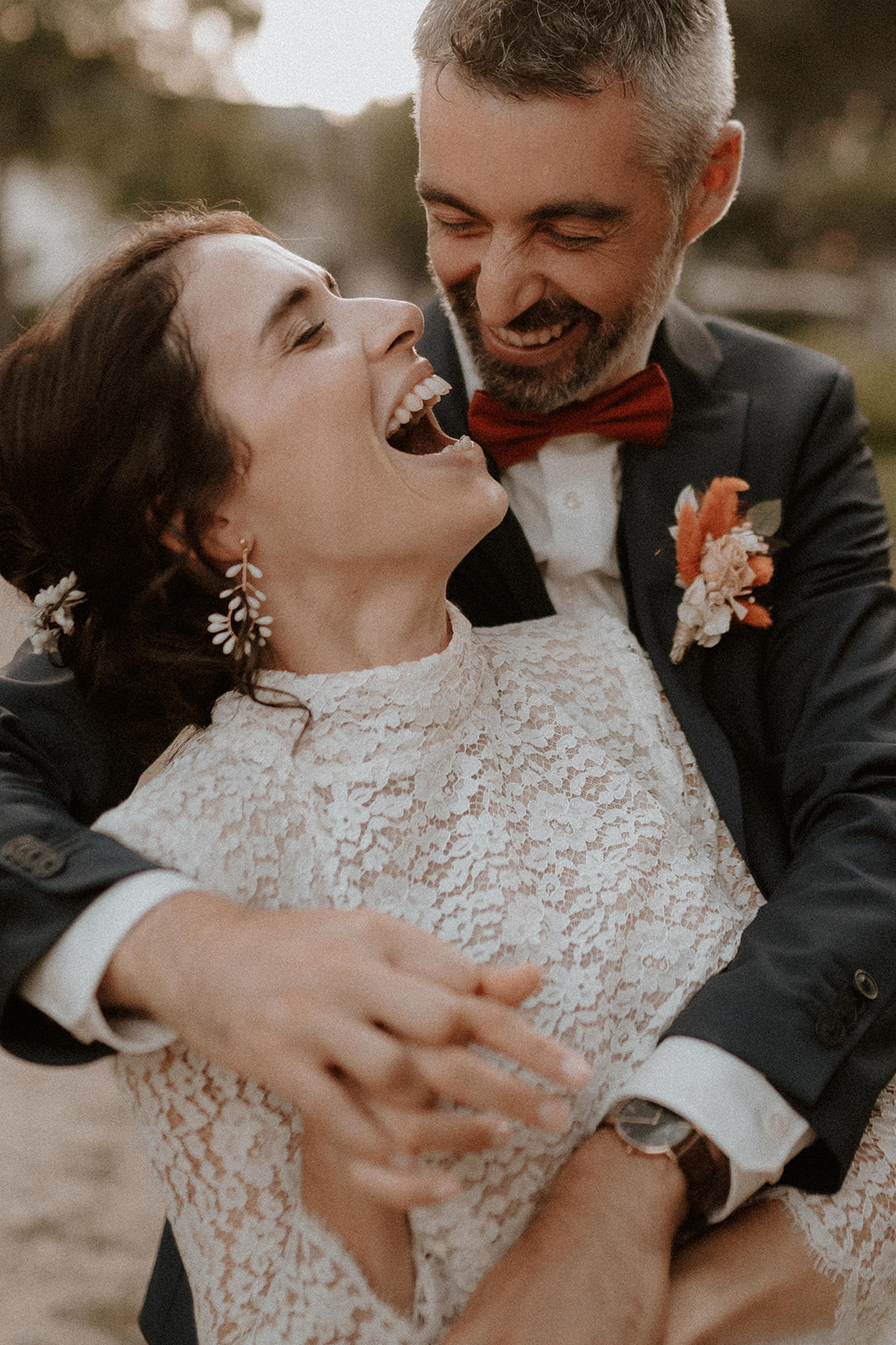 Photos de couple lors du mariage au Château de la Barbelinière à Thuré - photographe à Poitiers et dans la Vienne