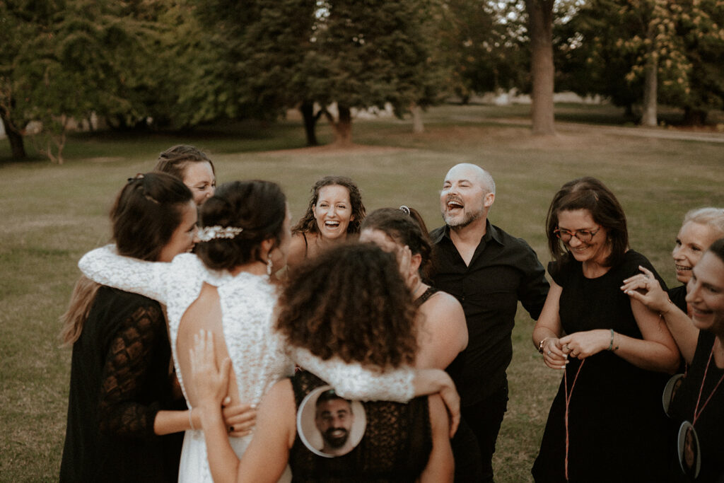 Vin d'honneur au Château de la Barbelinière à Thuré - Photographe mariage à Poitiers et dans la Vienne 86