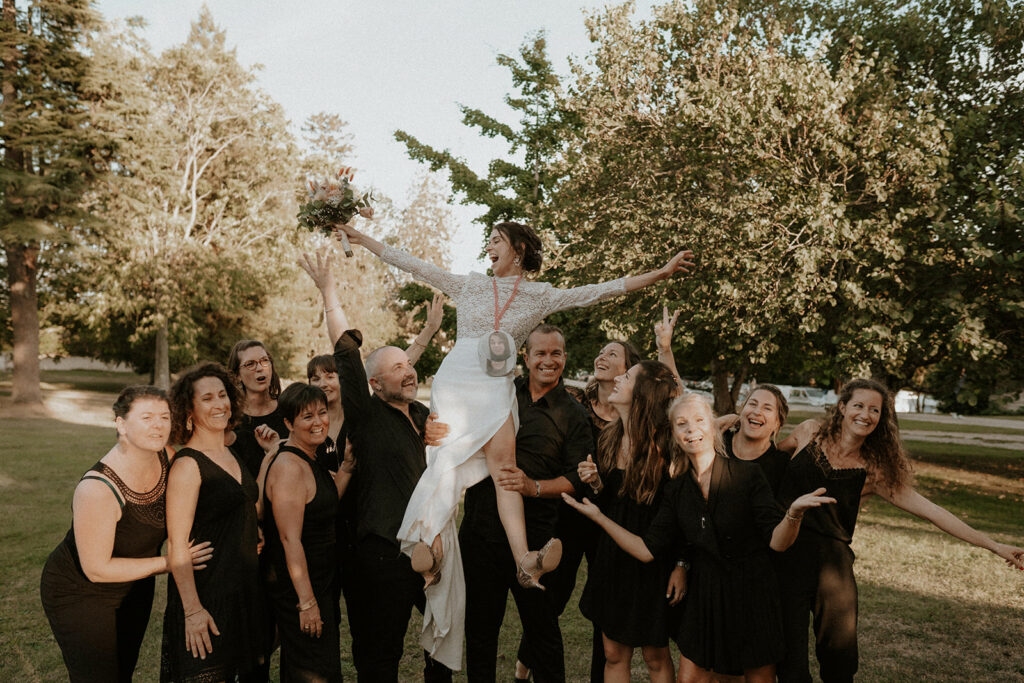 Vin d'honneur au Château de la Barbelinière à Thuré - Photographe mariage à Poitiers et dans la Vienne 86