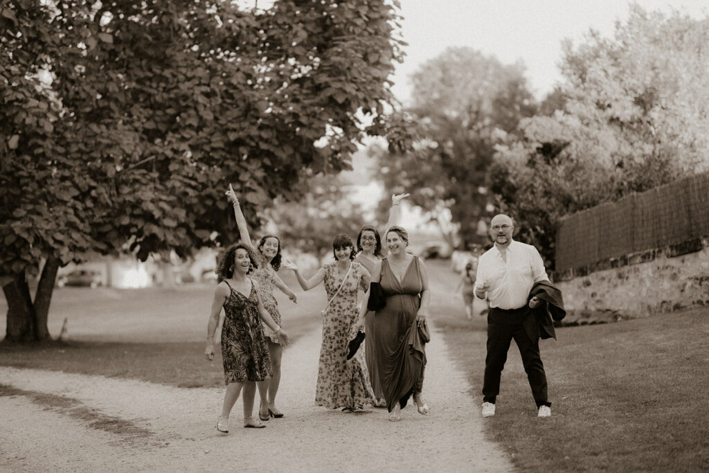 Vin d'honneur au Château de la Barbelinière à Thuré - Photographe mariage à Poitiers et dans la Vienne 86