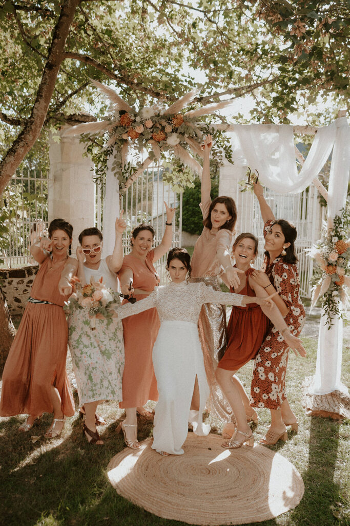 Photos de groupe au mariage au Château de la Barbelinière à Thuré - Photographe à Poitiers et dans la Vienne 86