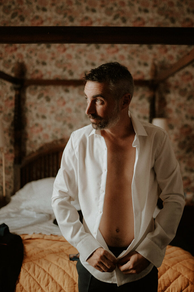 Préparatifs au Château de la Barbelinière à Thuré - Photographe mariage à Poitiers et dans la Vienne