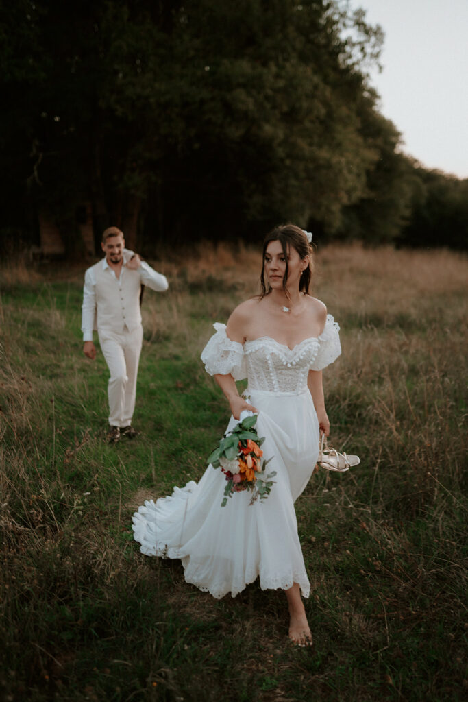 Mariage au domaine de la Thibaudière à Tercé dans la Vienne. Photos de couple. Photographe près de Poitiers