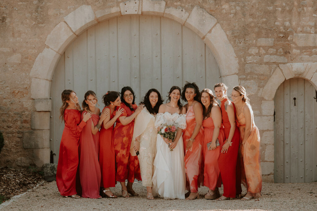 Mariage au domaine de la Thibaudière à Tercé dans la Vienne. Vin d'honneur. Photographe près de Poitiers