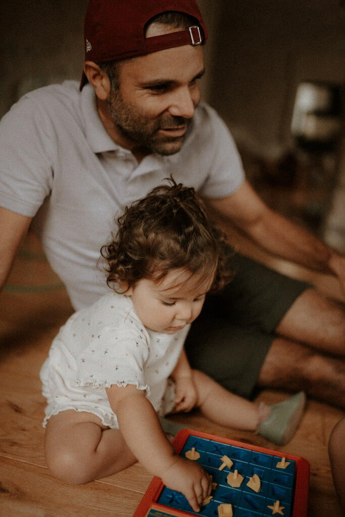 Séance famille à domicile près de Niort, Photographe dans les Deux-Sèvres