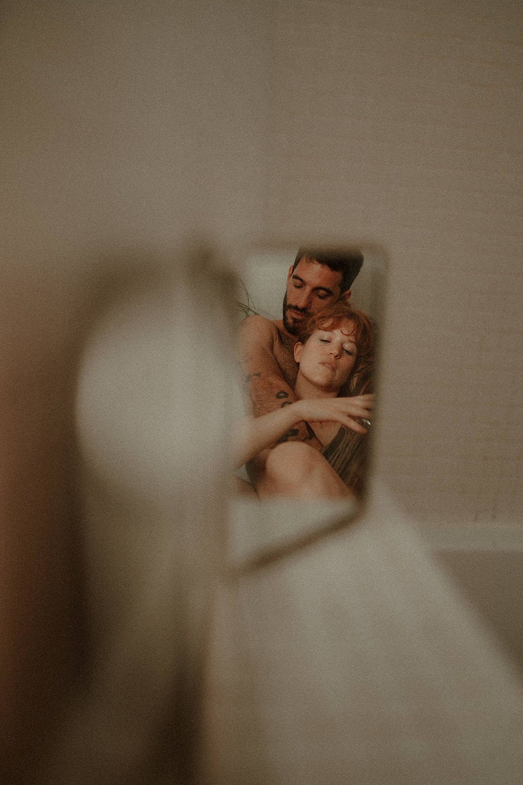 Photographe boudoir et intimiste pour couple à Poitiers et dans la Vienne